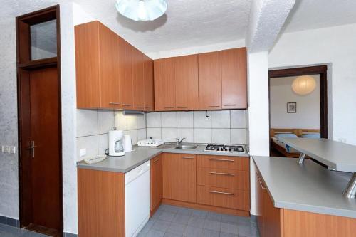 Apartments With A Parking Space Supetarska Draga - Gonar (rab) - 4987