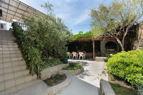 Apartments With A Parking Space Supetarska Draga - Gonar (rab) - 4987