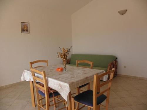 Apartments With A Parking Space Barbat (rab) - 14390