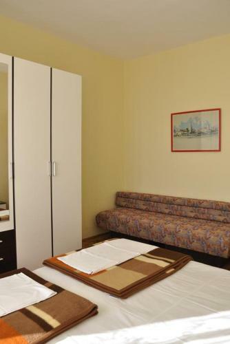 Apartment Barbat 14512e