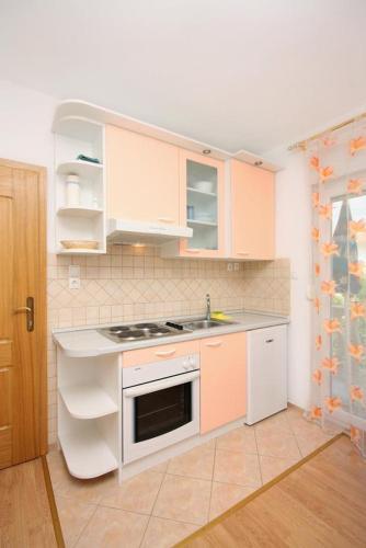 Apartments With A Parking Space Barbat (rab) - 5002