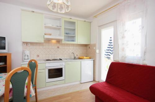 Apartments With A Parking Space Barbat (rab) - 5002