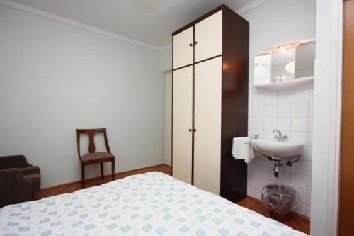 Hostal Rooms By The Sea Banjol (rab) - 5077
