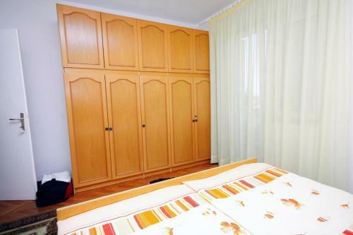Hostal Double Room Banjol 5021b