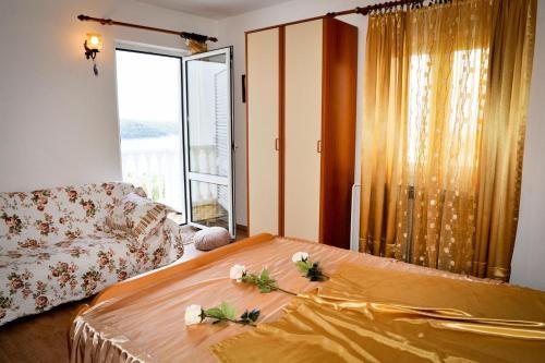 Apartments With A Parking Space Kampor (rab) - 14998