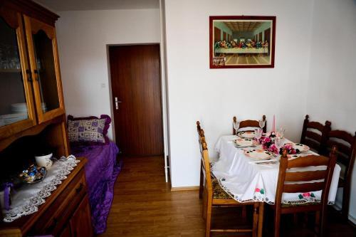 Apartments With A Parking Space Kampor (rab) - 14998