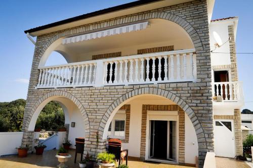 Apartments With A Parking Space Kampor (rab) - 14998