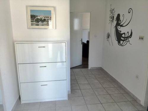 Apartments And Rooms With A Swimming Pool Kampor (rab) - 12773