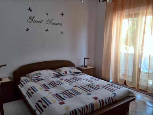 Apartments And Rooms With A Swimming Pool Kampor (rab) - 12773