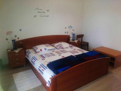 Apartments And Rooms With A Swimming Pool Kampor (rab) - 12773