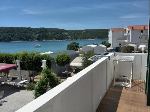 Apartments And Rooms With A Swimming Pool Kampor (rab) - 12773