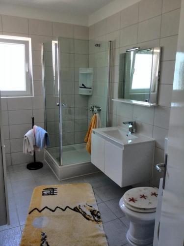 Apartments And Rooms With A Swimming Pool Kampor (rab) - 12773