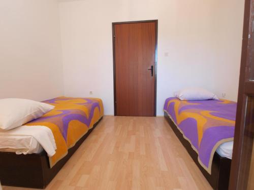 Apartments Katica 1078