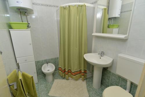 Apartment Near The Sea 650