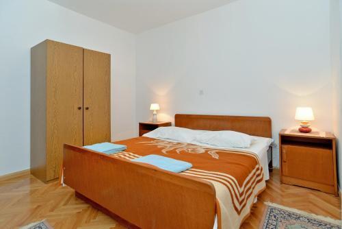 Apartments Rabac 828