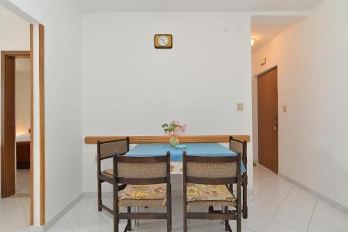 Apartments Rabac 828