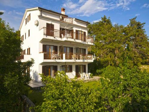 Apartments Rabac 828