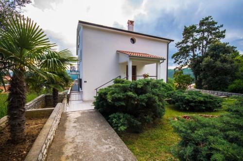 Apartments Rabac 828
