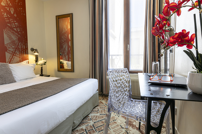 Hotel Alpha Tour Eiffel