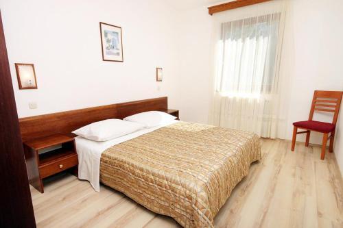 Apartments With A Parking Space Rabac (labin) - 3011
