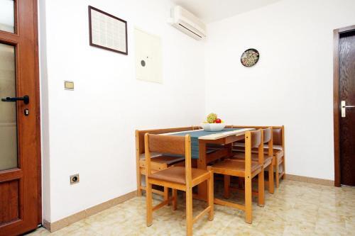 Apartments With A Parking Space Rabac (labin) - 3011