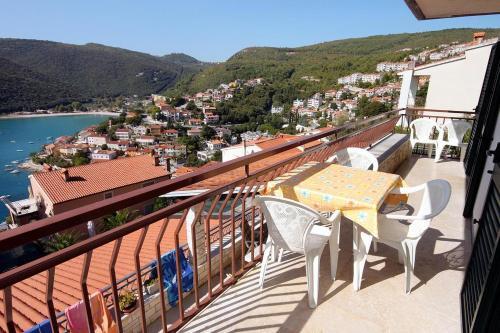Apartments With A Parking Space Rabac (labin) - 3011