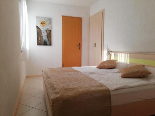 Apartments With A Parking Space Rabac (labin) - 13151