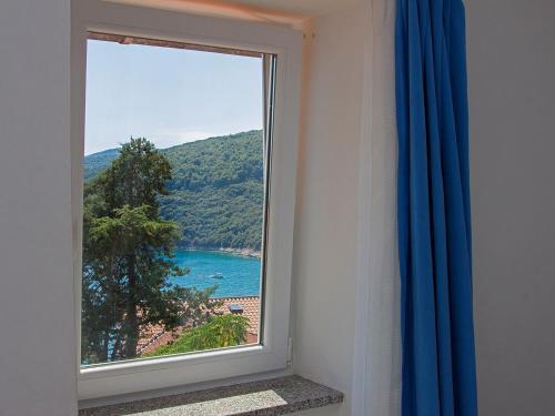 Apartment In Rabac 16821