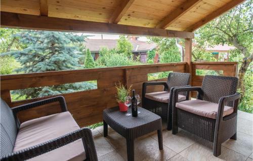 One-bedroom Apartment In Rakovica