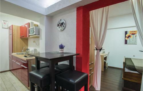 One-bedroom Apartment In Rakovica
