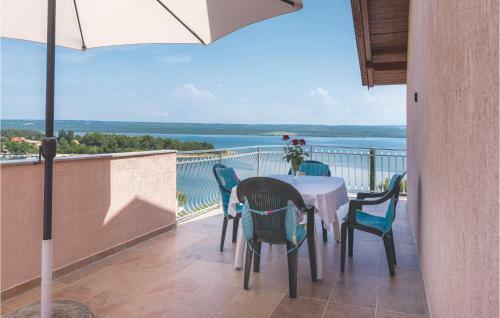Apartment Put Rajica Cr