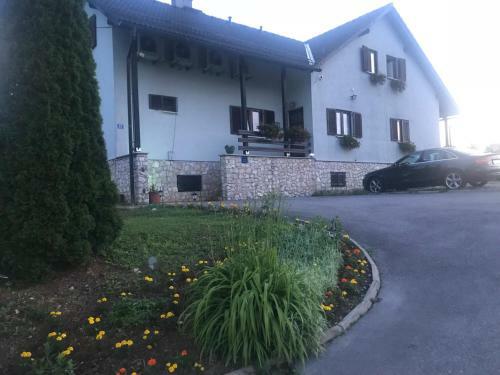 Hostal Pansion Danica