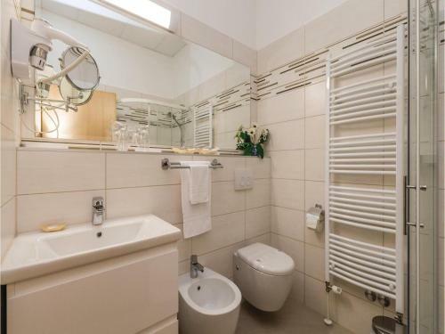 Two-bedroom Apartment In Ravna Gora