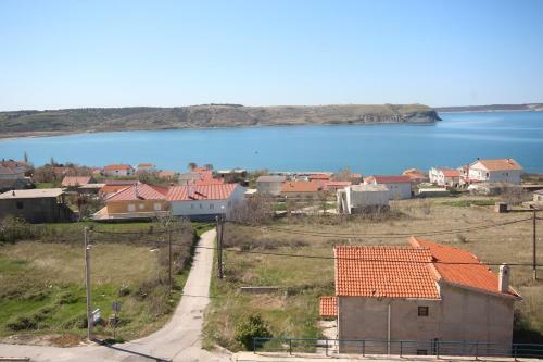 Apartments Njaco