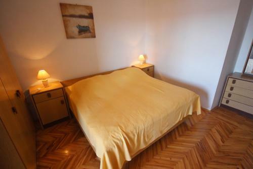 Apartments Njaco