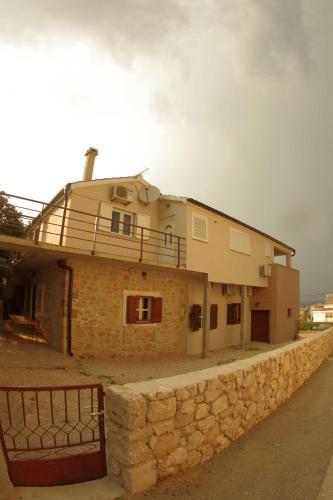 Two-bedroom Apartment In Razanac I