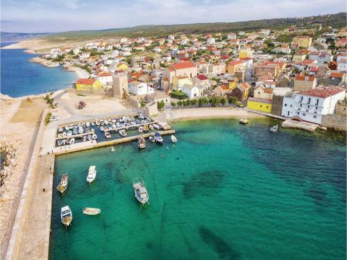 Two-bedroom Apartment In Razanac