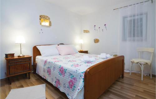 Two-bedroom Holiday Home In Razanac