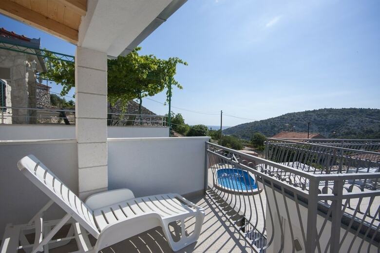 Holiday House Neda