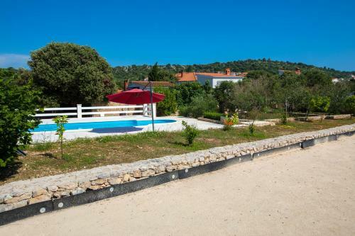 Villa Holiday House Popic