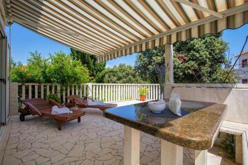 Villa Holiday House Popic