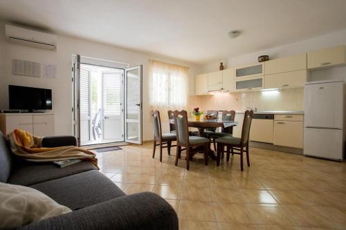Apartment Razanj 7484c