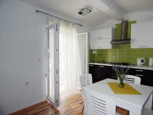 Apartments Nedjeljka