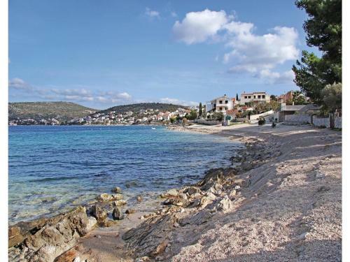 Holiday Home Razanj I
