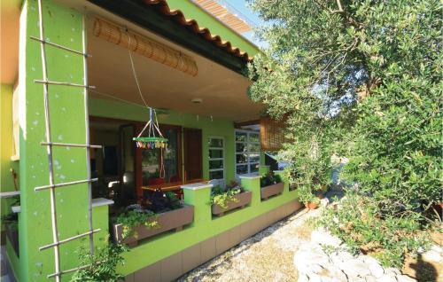 Holiday Home Razanj I