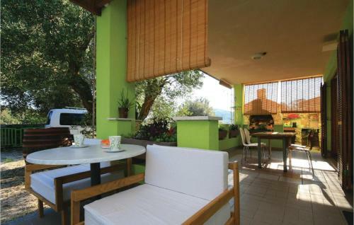 Holiday Home Razanj I
