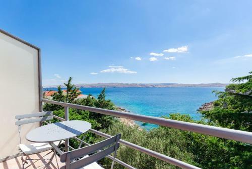 Apartments Mladen
