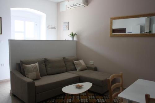 Apartments With Wifi Rijeka - 16026