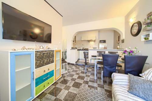 Apartments With A Parking Space Rijeka - 13976