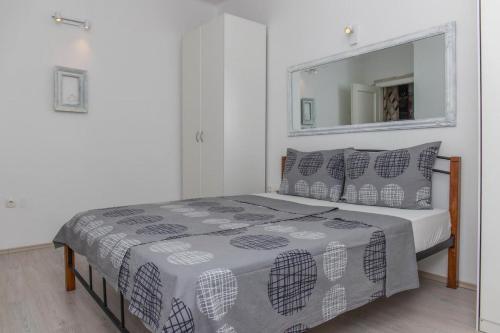 Apartments With Wifi Rijeka - 16021